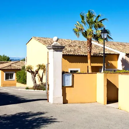 Golf Retreat In Mazamet With Pool Сasa de vacaciones *