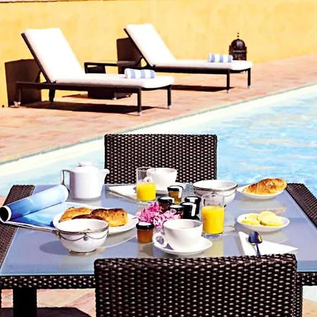Сasa de vacaciones Golf Retreat In Mazamet With Pool Roquebrune-sur-Argens